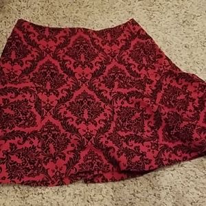 Forever 21 red and black skirt